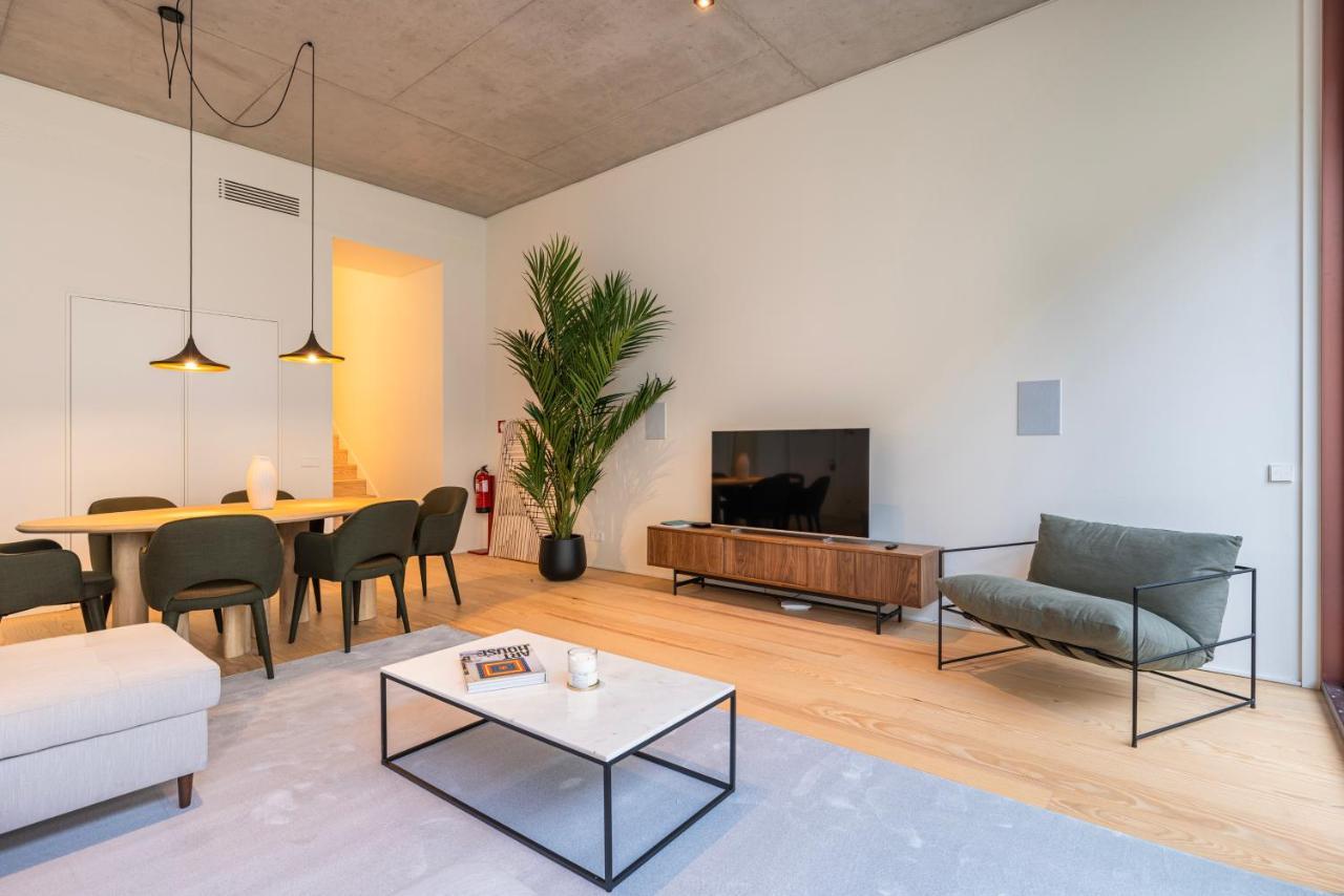 Hidden Pearl W/ Patio & Pool By Lovelystay Lisbon Exterior photo